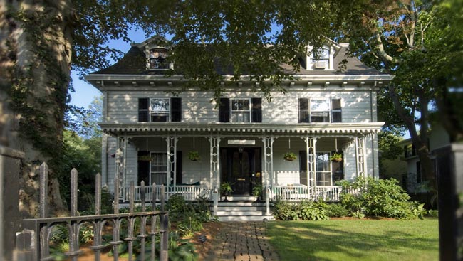 Marshall Slocum Inn $224 per night Best hotel in Newport RI