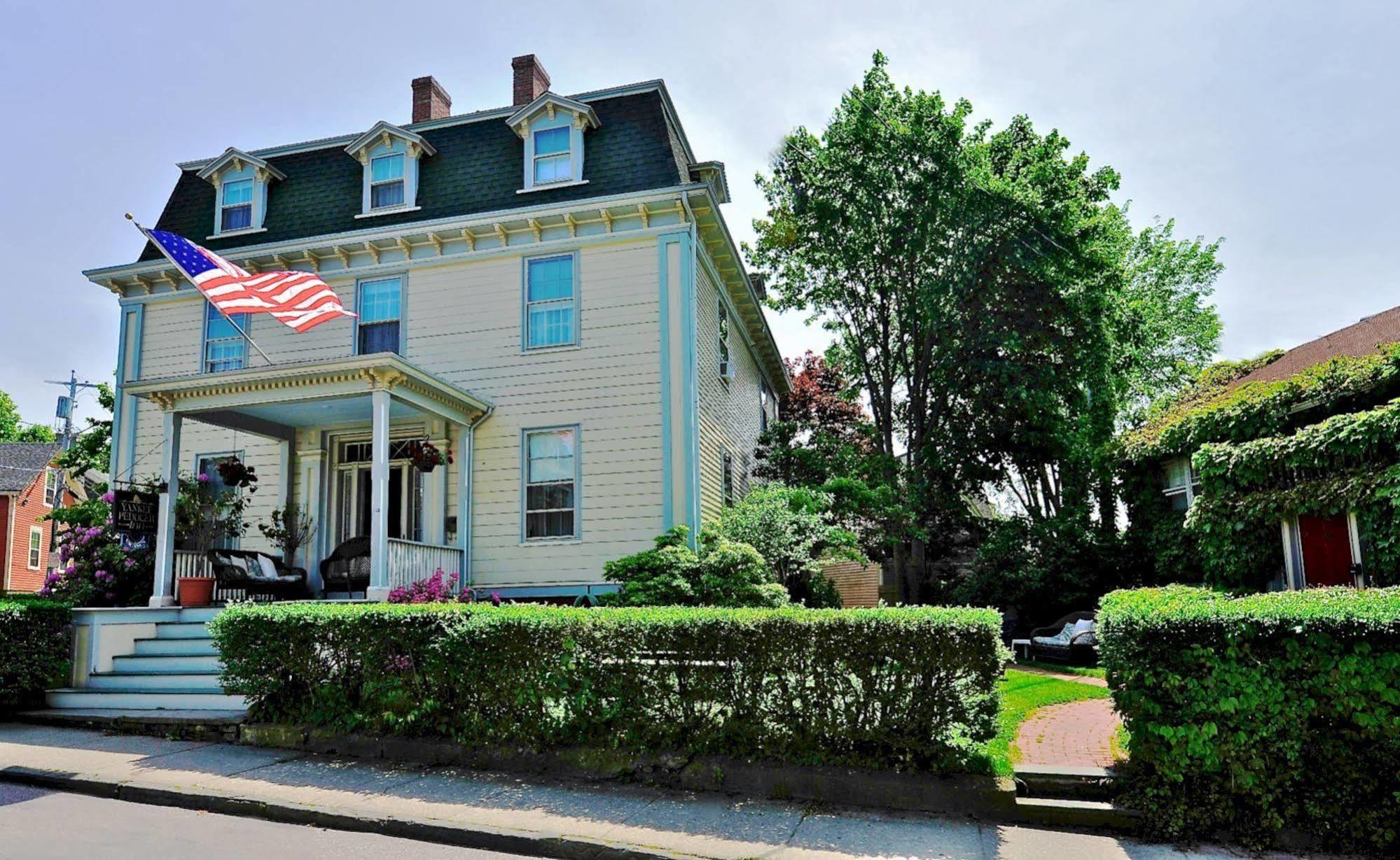 Yankee Peddler In Best hotel in Newport RI